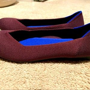 Rothys flats berry size 8